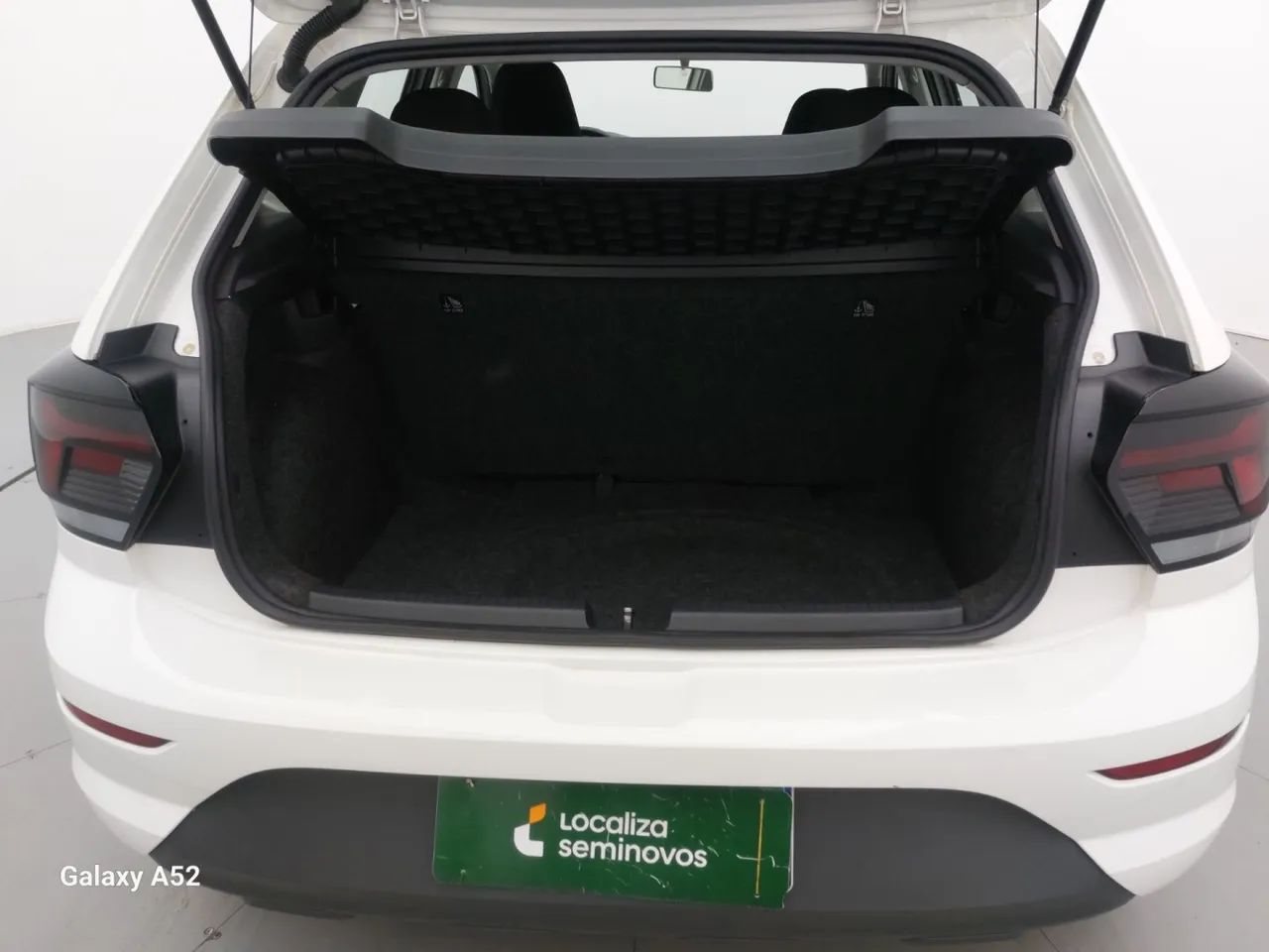 Volkswagen Polo Track 1.0 Flex 12V 5p, foto 9 de 18