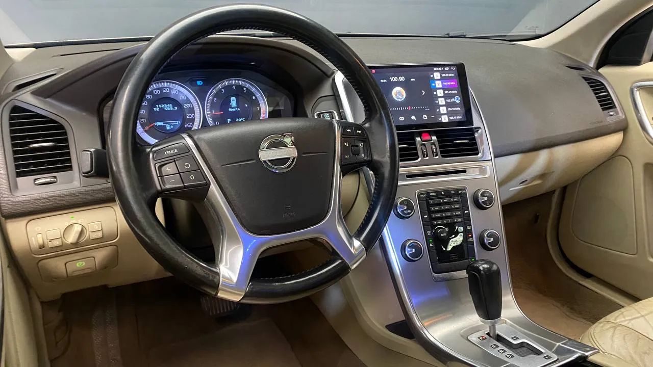 Volvo XC 60 XC-60 XC 60 T-5 Dynamic 2.0 FWD Turbo Gasolina 4P AUT, foto 15 de 20