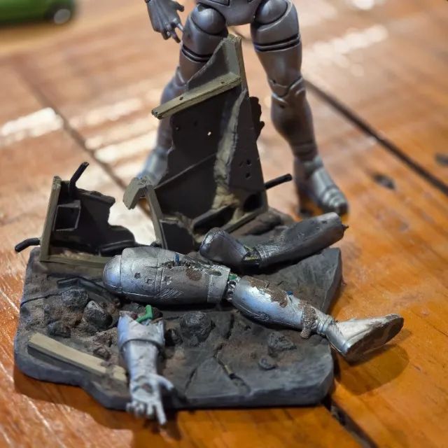 Boneco - Diorama - Ultron - Diamond Select Toys - Marvel Select - Foto 4