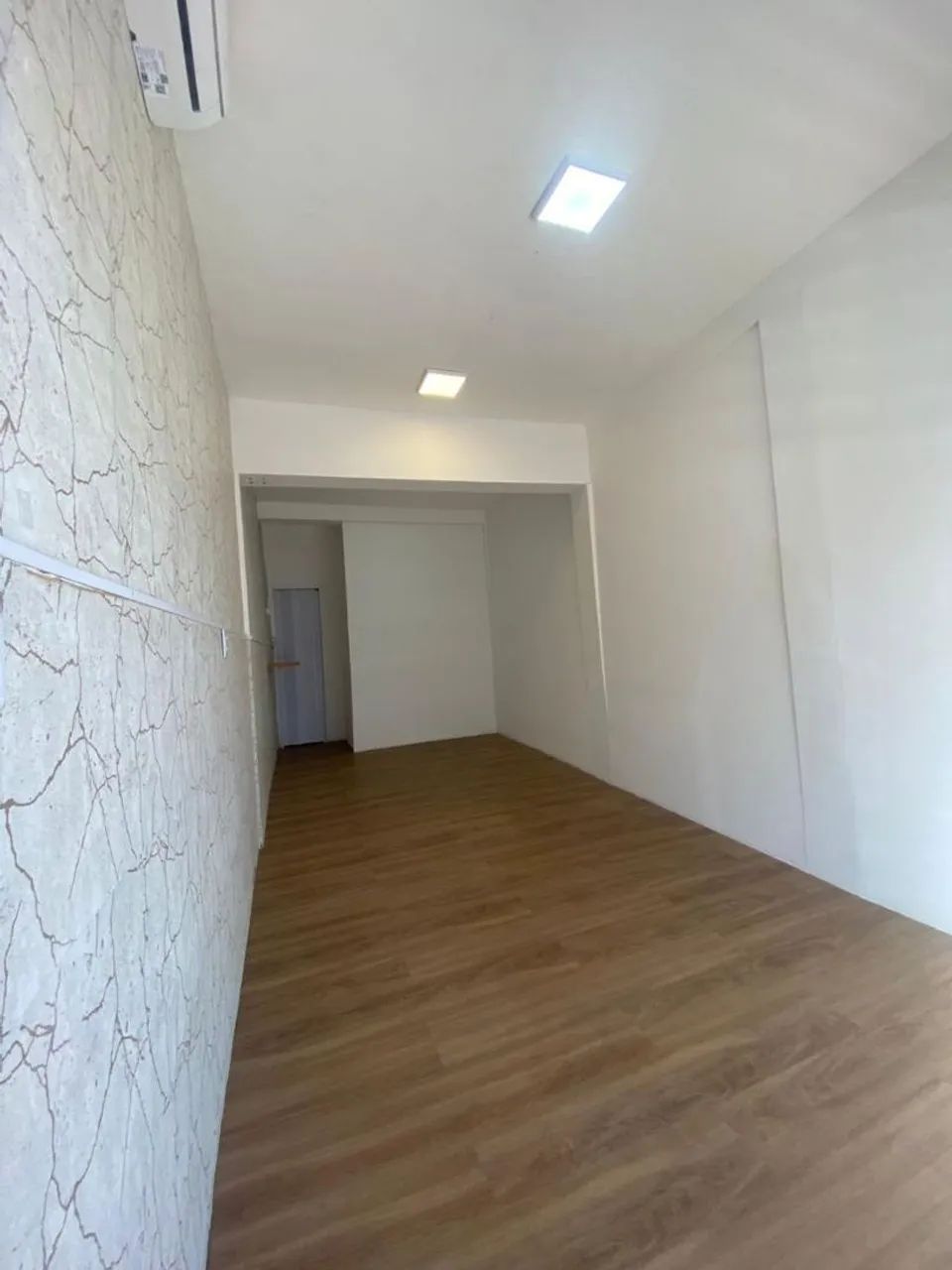 Alugo loja em Santo Antônio 