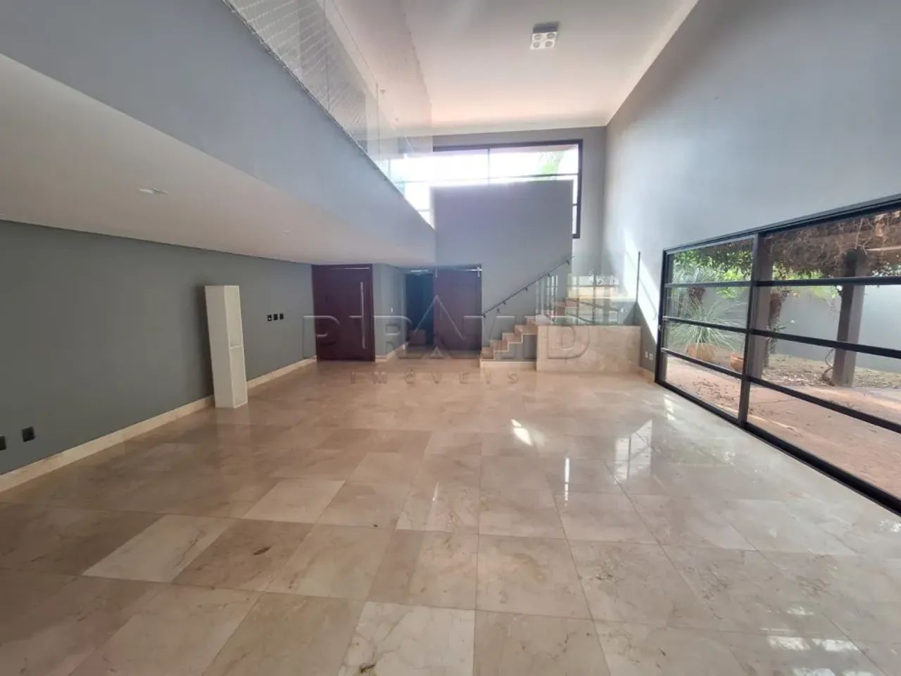 Casa em condomínio fechado de alto padrão, Bairro Vila do Golf, (Zona Sul), em Ribeirão Pr