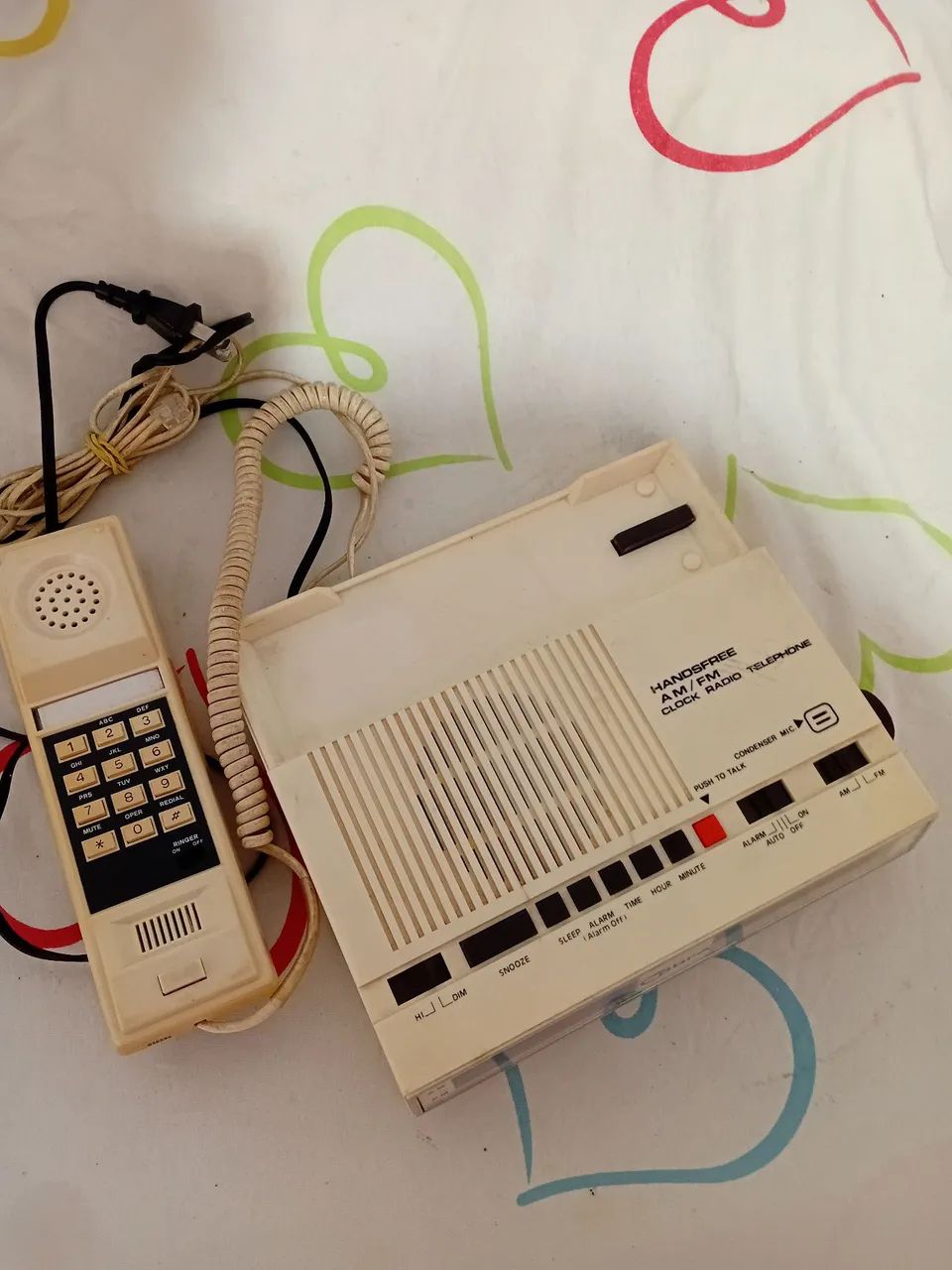 Rádio relógio antigo  - Foto 3