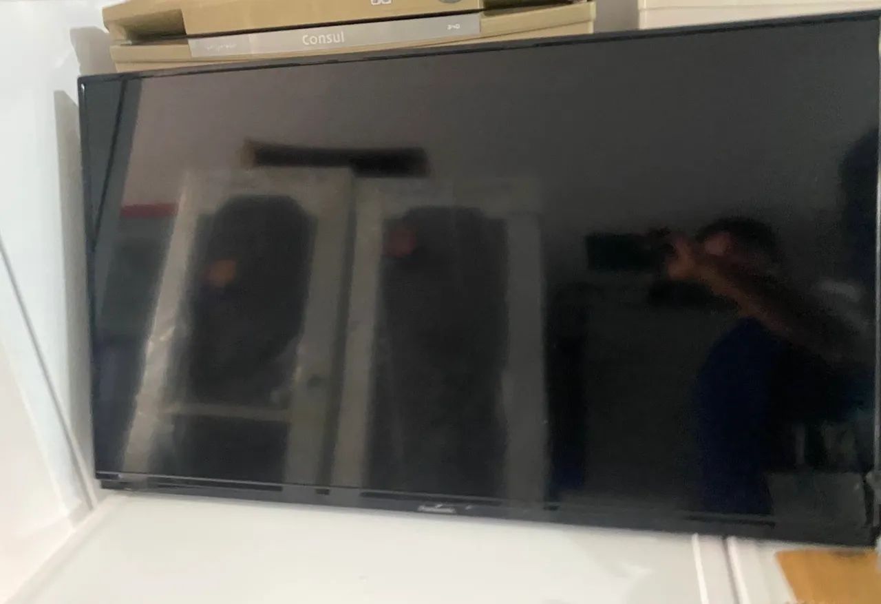 Vende - se TV 40 Polegadas Panasonic LED - Foto 2