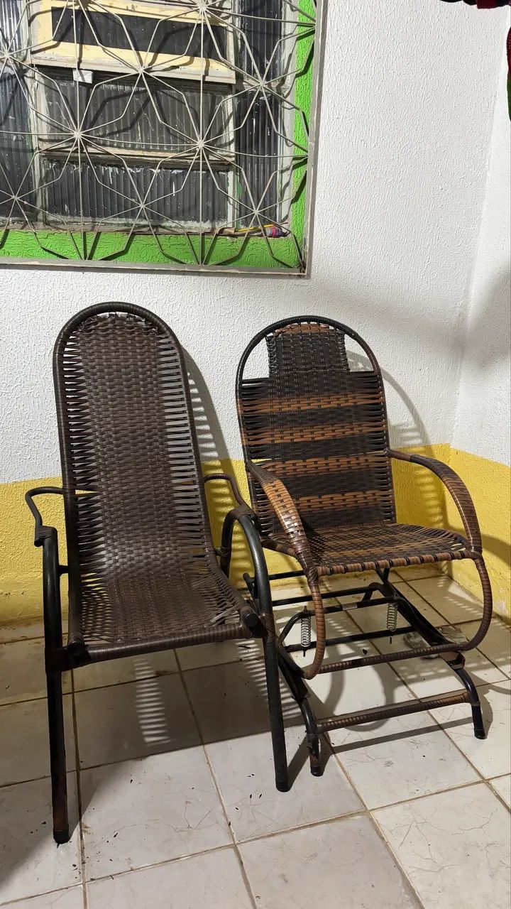 Par de cadeiras de balanço 