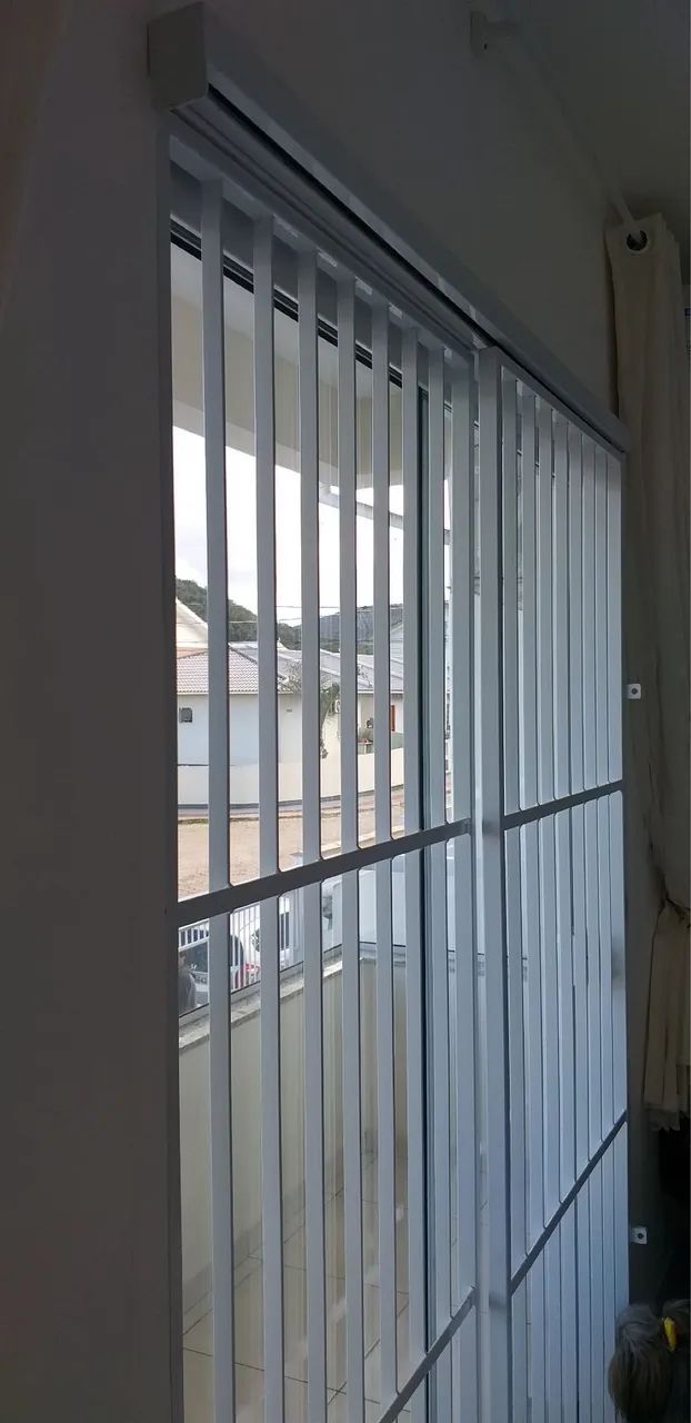 Vendo Grade de correr para área interna  - Foto 4
