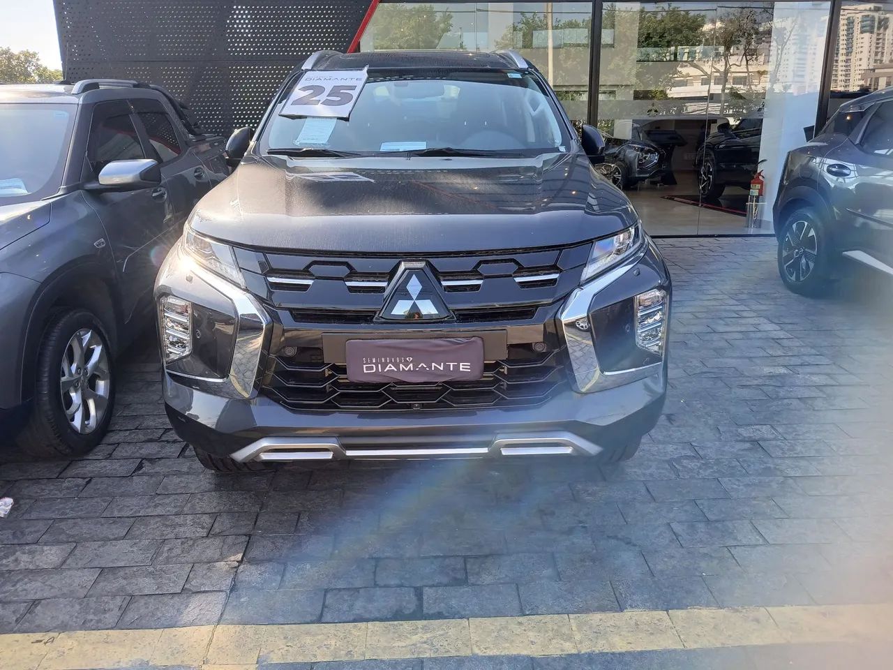 Mitsubishi Pajero 2025