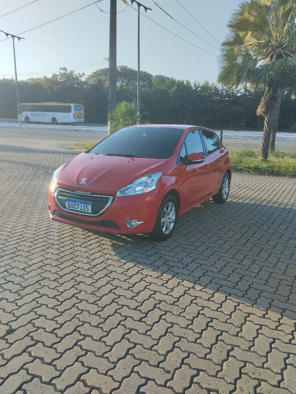 Peugeot 208 Active/active Pack 1.5 Flex 8V 5P 2014 - Foto 2