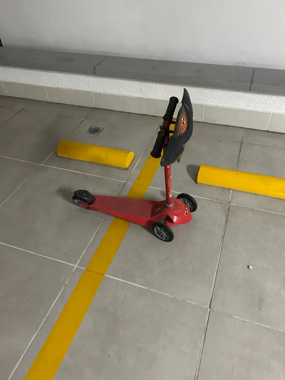 Patinete infantil Os Incríveis - Foto 3