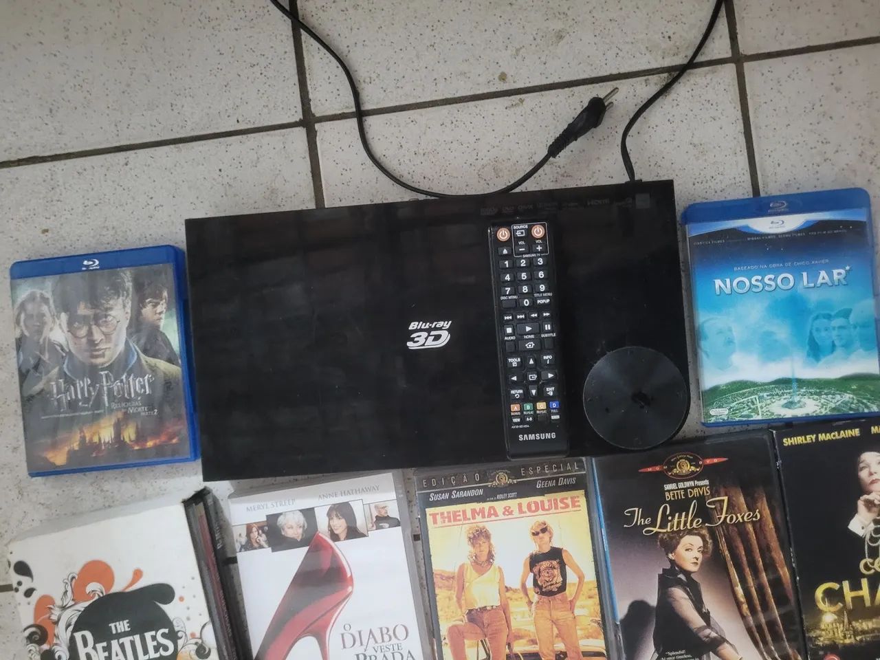 Blu-ray com defeito e dvds  - Foto 2