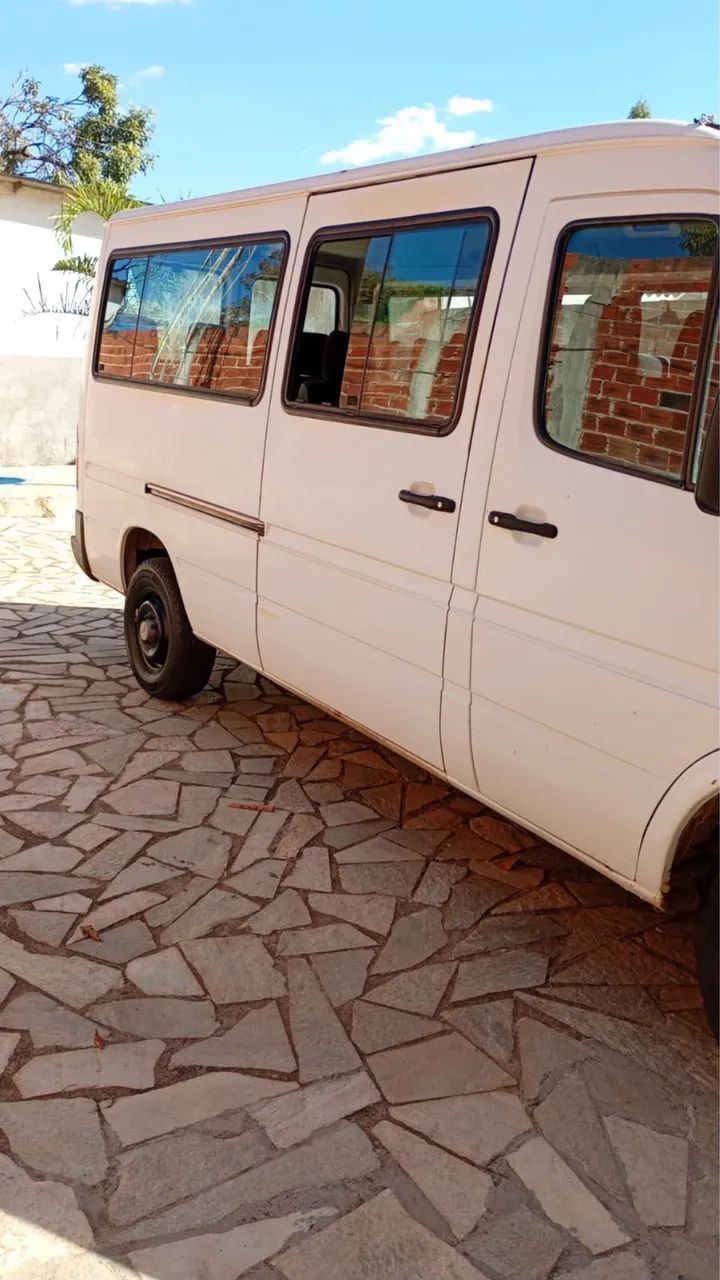 Mercedes-Benz Sprinter 310 VAN STD. 9LUG. 2.5 DIESEL 1998