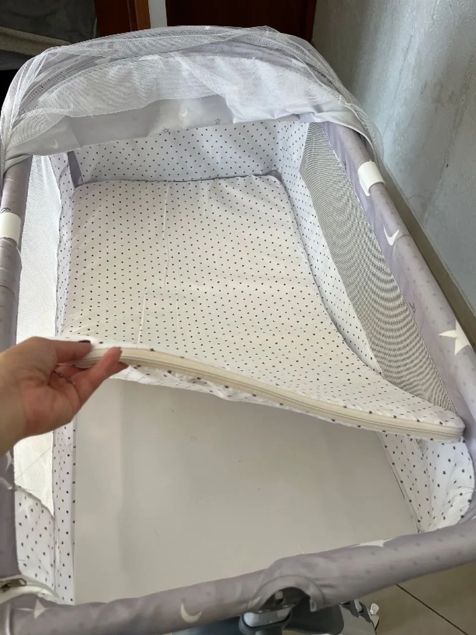 Berço Portátil Ajustável Cinza Opapro - 0 A 2 Anos - Foto 4