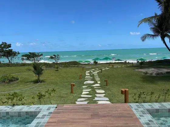 TAMANDARÉ - FLAT COM 35m² num condomínio pé na areia - Foto 2
