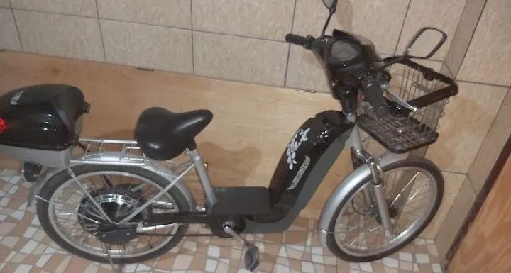Bicicleta elétrica Veloster 