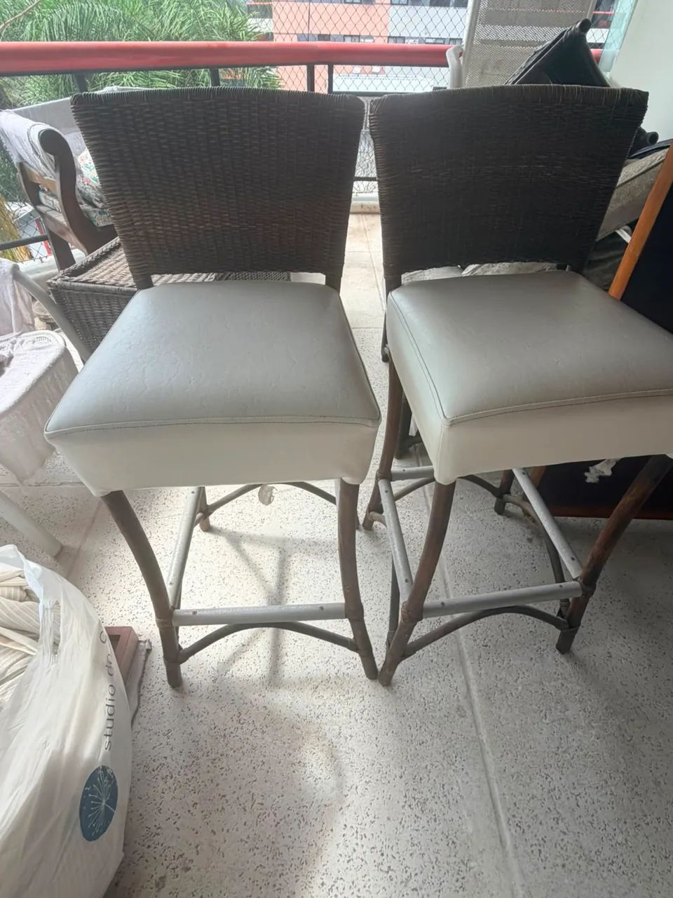 Conjunto de 4 banquetas altas - Foto 3