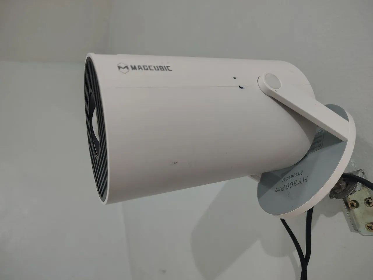 Projetor da marca magcubic