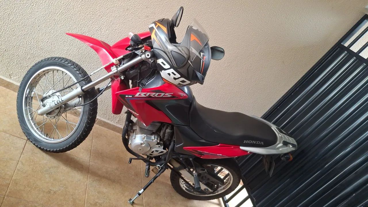 Vende se bross 150