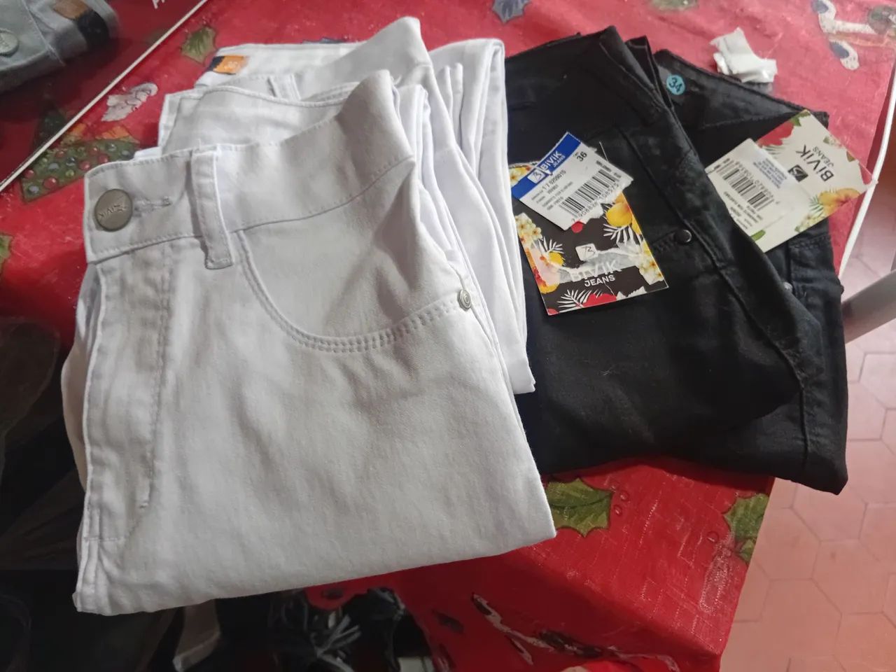Roupas e sandália  - Foto 4