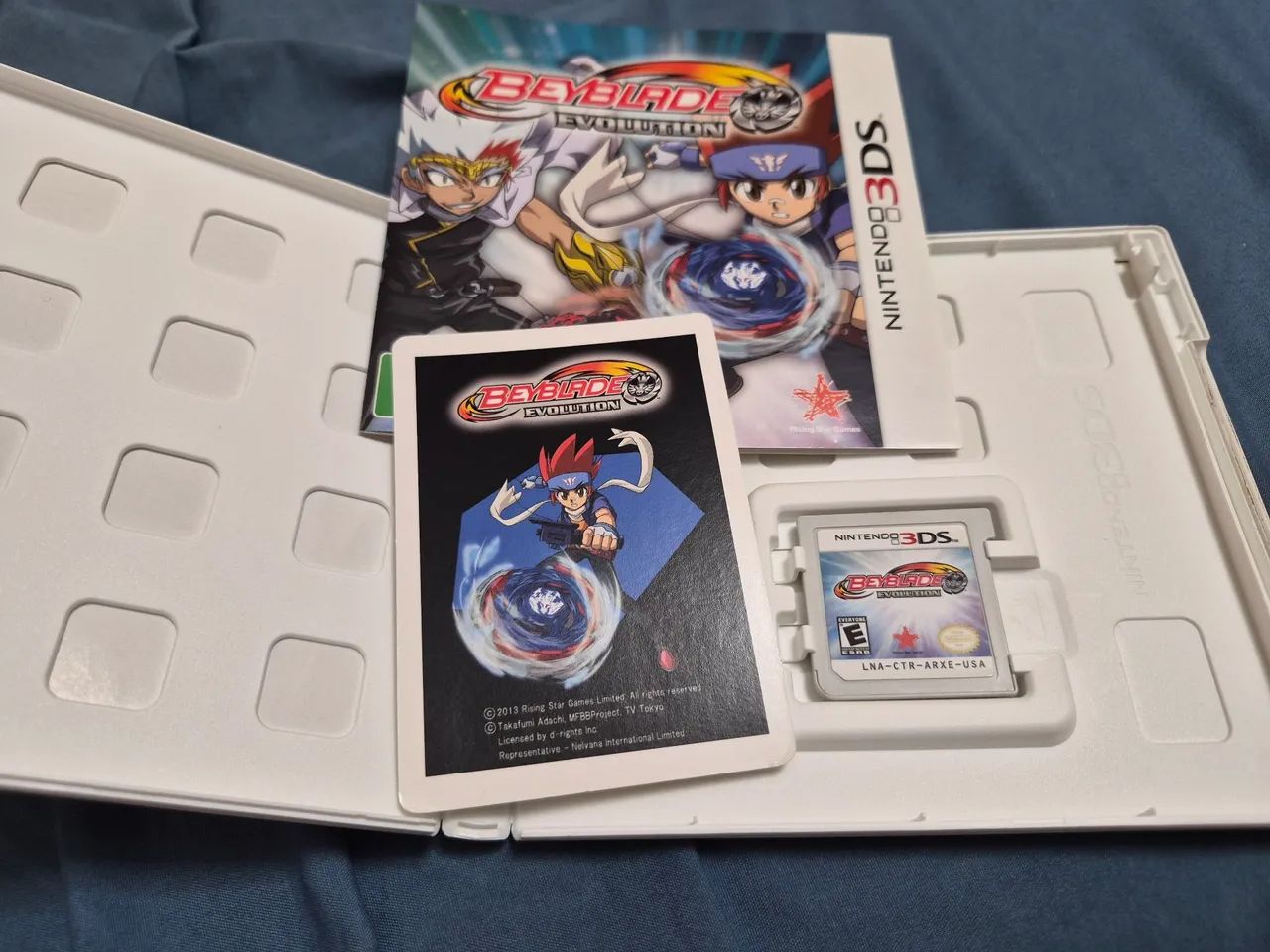 Beyblade Evolution Jogo 3DS - Foto 2