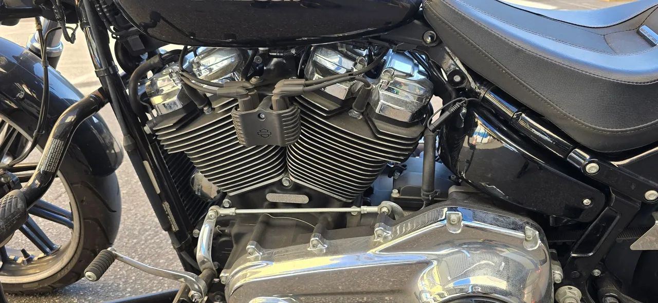 Harley Breakout 2022 com 6.600km - Foto 5