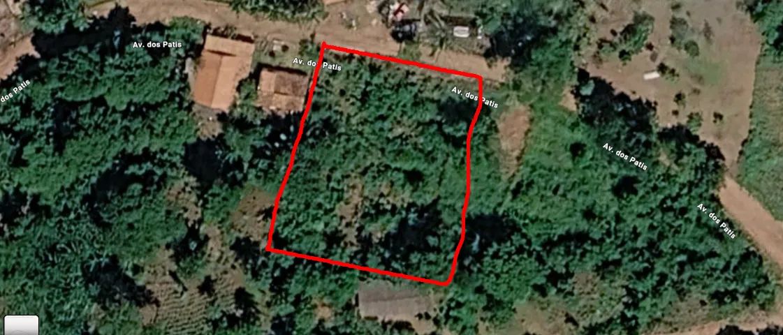 Terreno de 2000 mil metros quadrados.