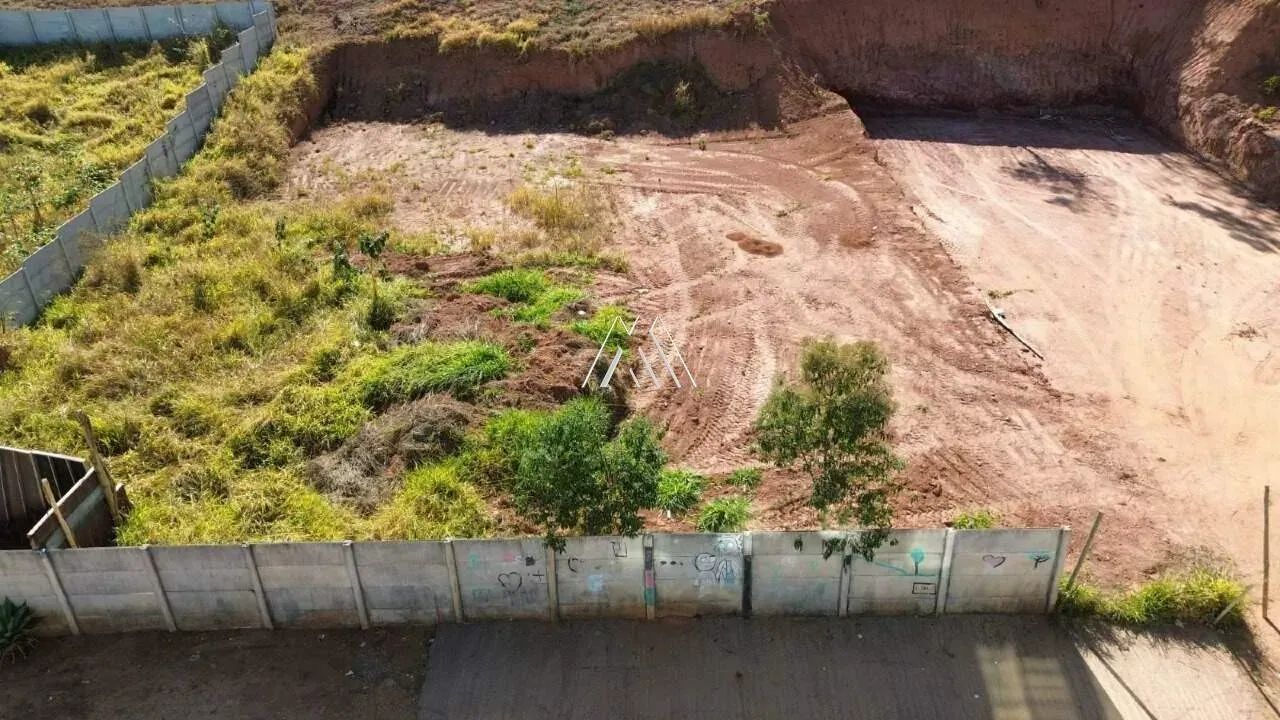 Vendo lote em Itaúna com ótima localização! - Foto 2