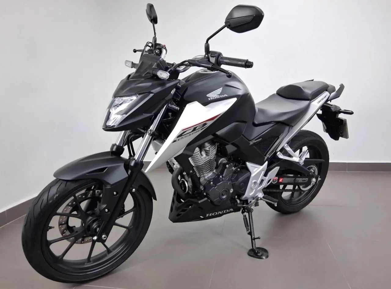 CB 300f Twister  - Foto 2