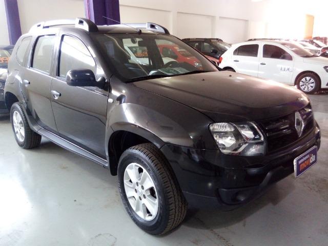 Duster Expression 1.6 - km:42 mil rodados Mec. Ano:17/18 - Foto 3