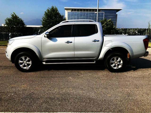 Nissan Frontier LE AT 4X4 - Foto 7