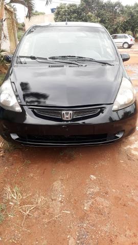 Honda fit 2004 automático zero poucos detalhes