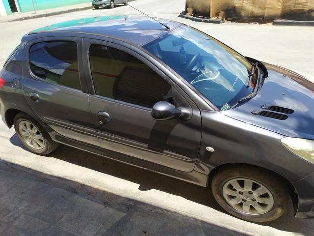 Peugeot 207 - Foto 3