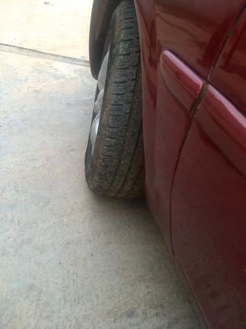 Vendo ou troco por carro um 1.0 que sejam flex - Foto 4