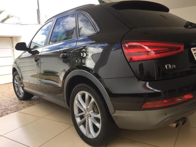 Audi Q3 2.0T Top com teto (Aceito trocas)