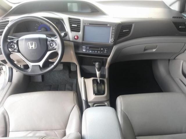 Civic Sedan LXS 1.8/1.8 Flex 16V Aut. 4p - Foto 4