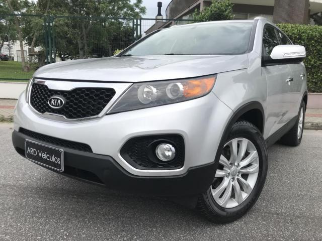 Kia Sorento 2012 4cc muito nova