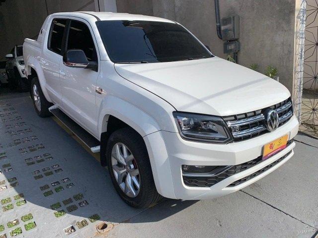 Volkswagen Amarok higline V6 3.0 diesel entrada de 10.000,00