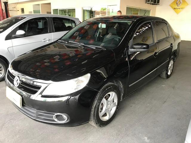 Vw - Volkswagen Voyage 1.0 Preto 2011 - Foto 2