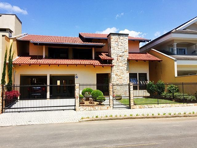 Casa à venda com 3 dormitórios em Pirabeiraba, Joinville cod:4512