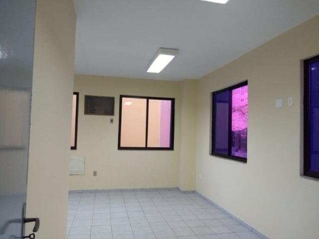 Simone Freitas Imóveis- Vende-se Galpão no Aterrado- Volta Redonda - Foto 8