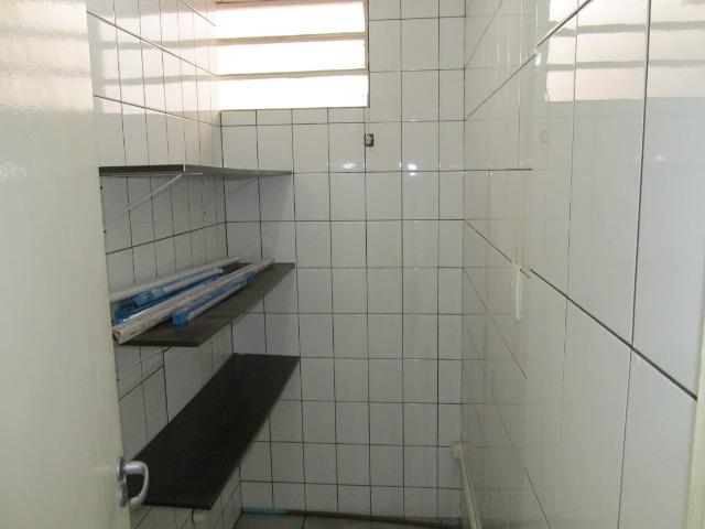 Casa Comercial - R. Sen. Souza Naves - (Próx. Av. Bandeirante - em frente Clinilab) - Foto 15