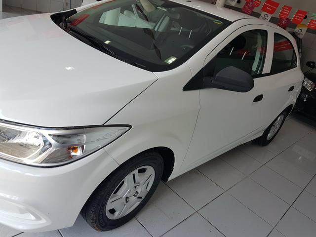 Chevrolet Onix Joy 2018 - Foto 2