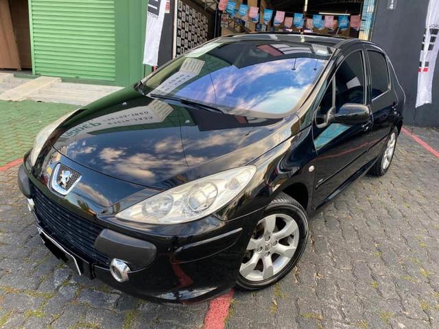 Peugeot 307 Presence Pack 1.6 2010 com teto solar