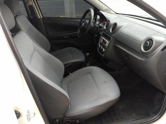 Vw Gl 1.0 Completo ano 2010 - Foto 9