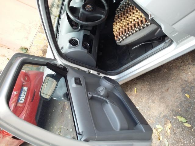Gol 1.0 GIV 8V Flex cor prata, completo, muito conservado. - Foto 2