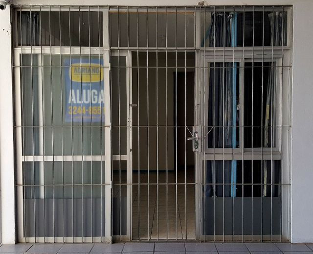 Grade de Ferro com porta 2,80x2,40mt