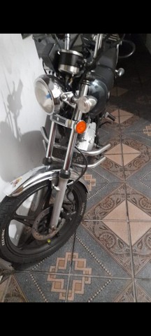 SUZUKI INTRUDER 125C