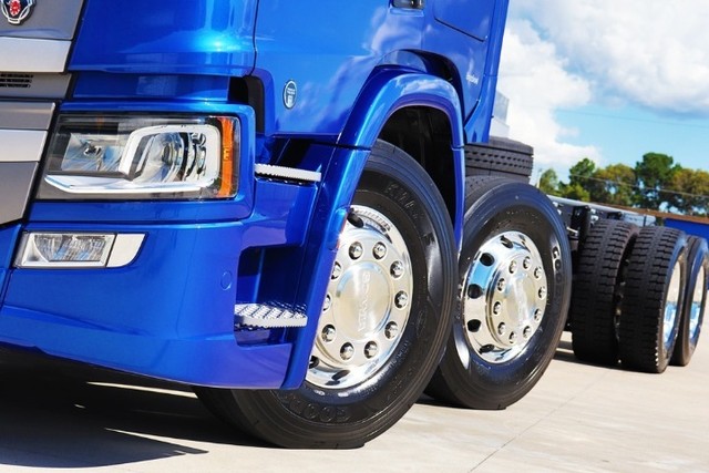 SCANIA P320 2021  0 KM 