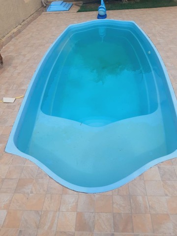 Piscina de fibra usada