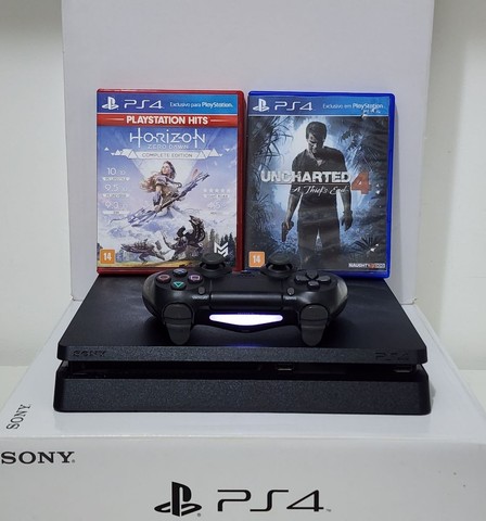 Playstation 4  SLIM  Novo Modelo SLIM - Com Jogo Uncharted 4