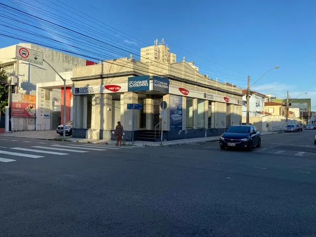 Prédio para Loja, Escritório, Clinica, na Rua Itabaiana esquina com Rua Campos, com 300 m2