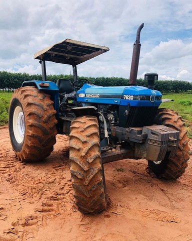 Trator new Holland 7630